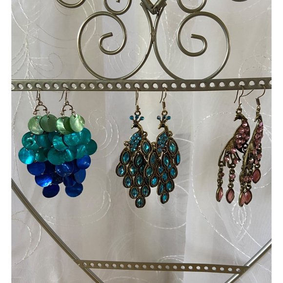 HEART EARRING STAND AND 3 PAIR OF EARRINGS - Picture 2 of 5